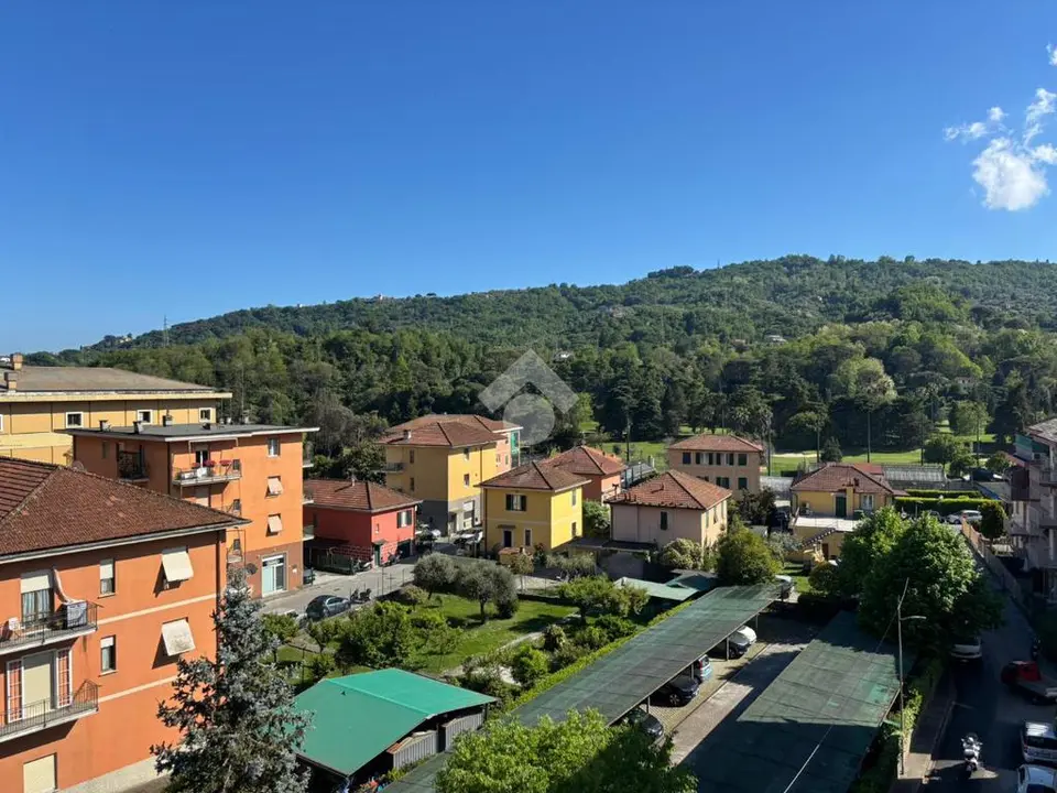 Quadrilocale in vendita a Rapallo