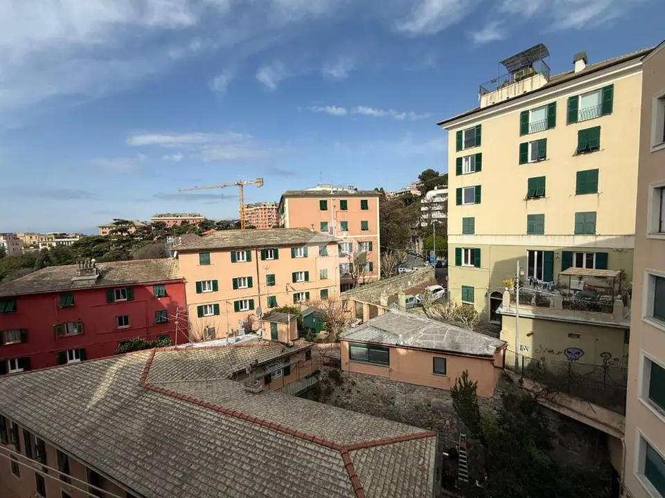 5 locali in vendita a Genova