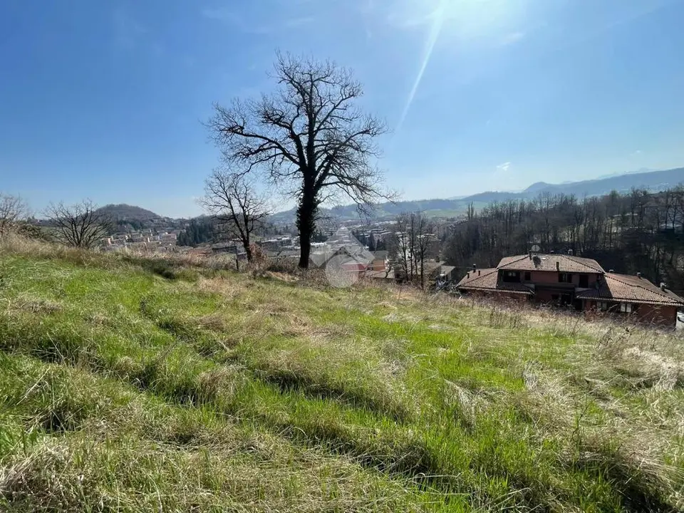 Ter. residenziale in vendita a Pavullo Nel Frignano