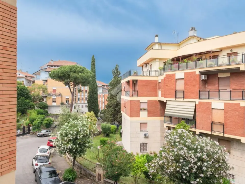 Quadrilocale in vendita a Roma