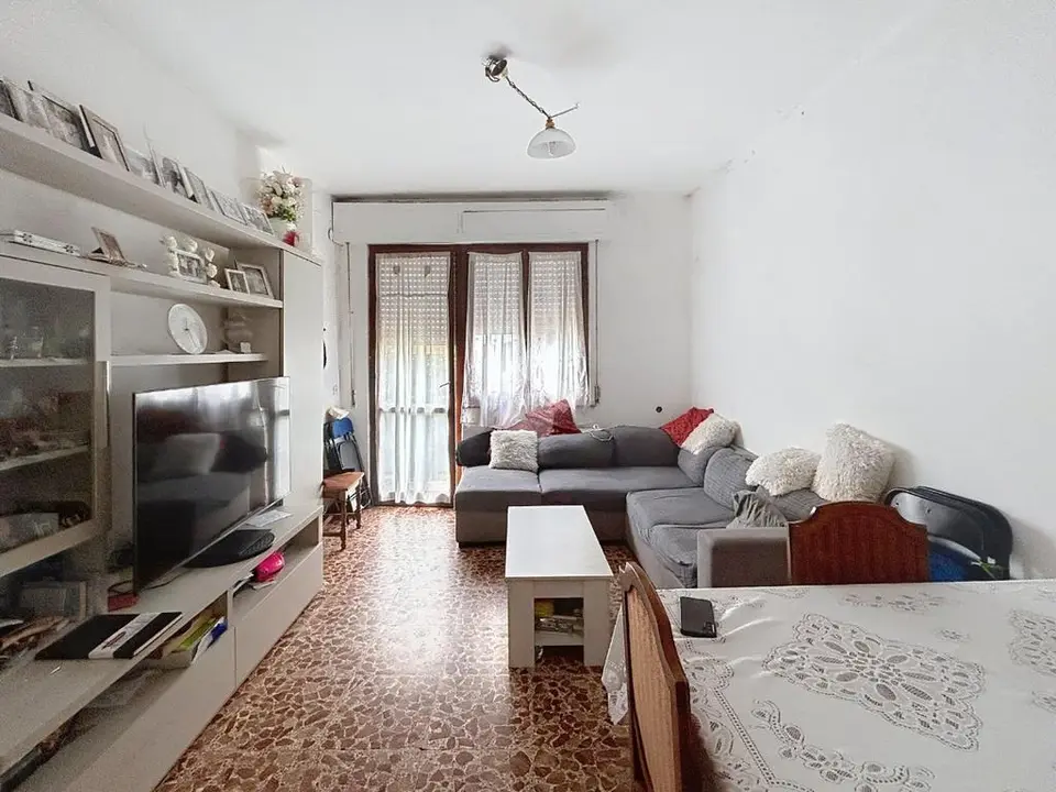 Casa semindipendente in vendita a Cascina