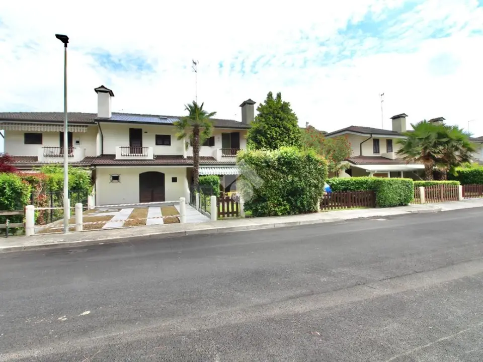 Villa a schiera in vendita a Caorle