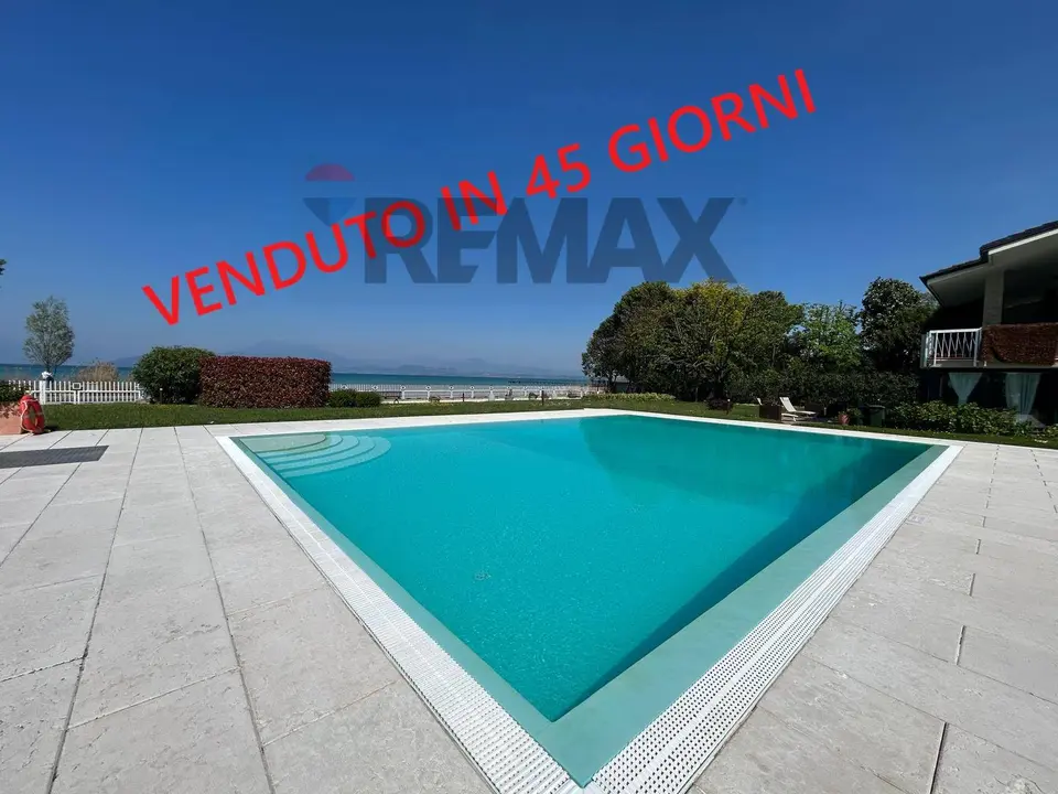 Appartamento in Vendita a Sirmione