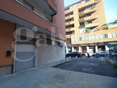 Negozio in via abba 10, Verona (VR)
