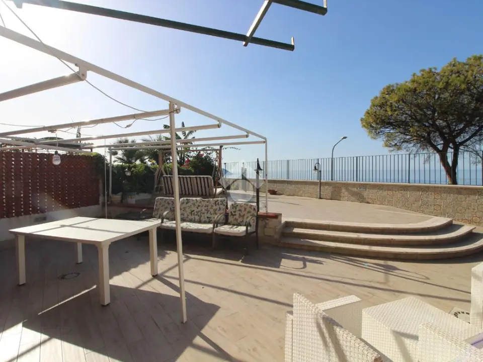 3 bedroom Townhouse for sale in Agropoli
