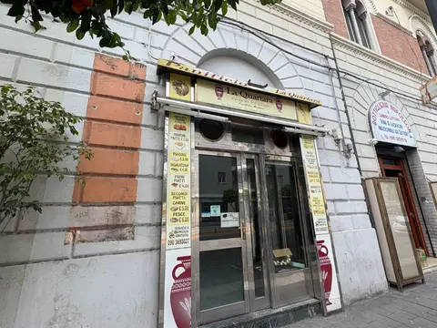 Negozio in Via Tommaso Cannizzaro 49, Messina (ME)