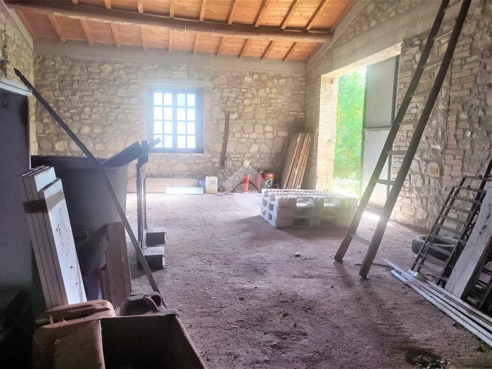 Rustico in vendita a Perugia
