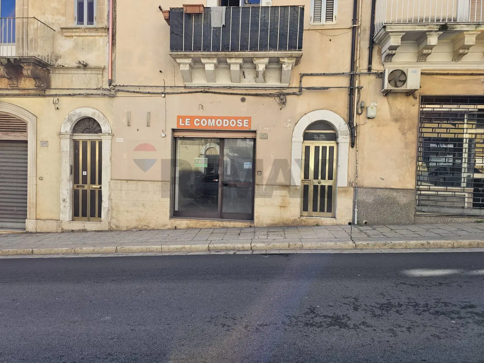 Locale Commerciale in Vendita a Ragusa