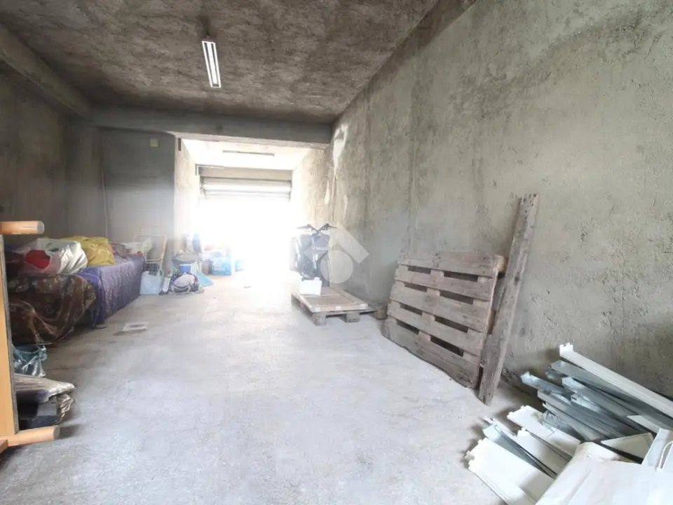 Box / posti auto in vendita a Reggio Di Calabria