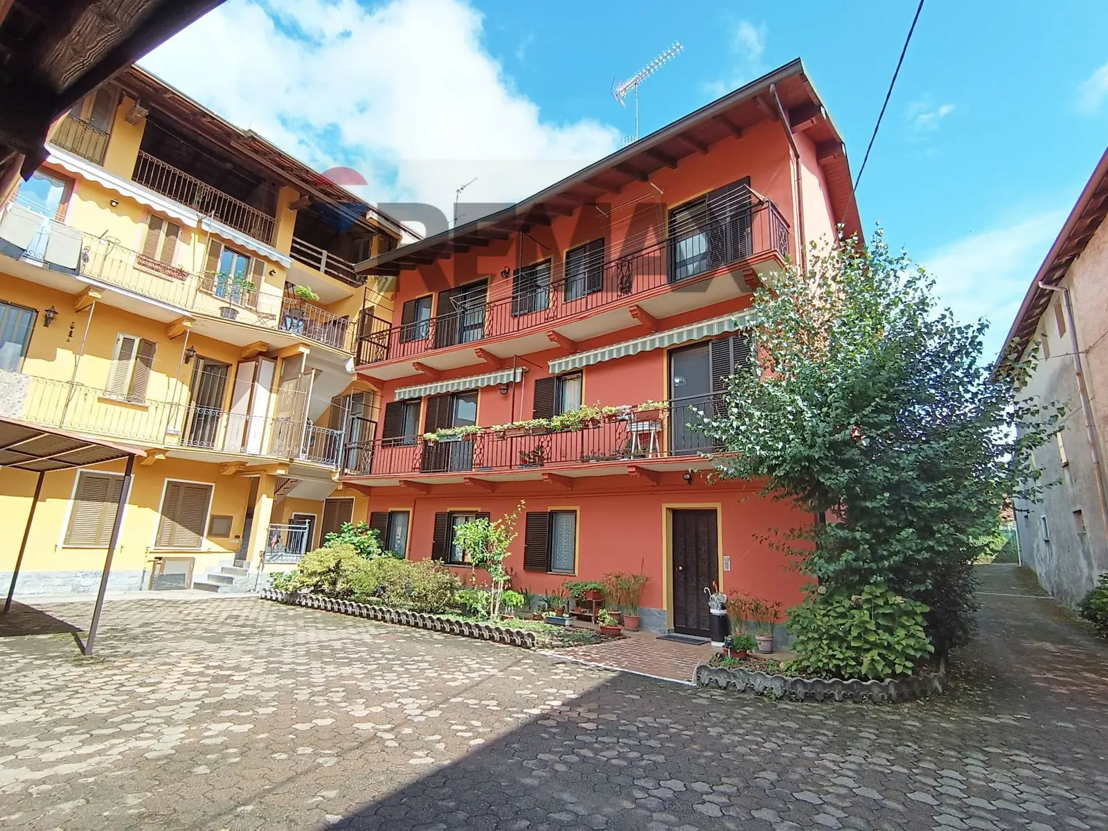 Casa Semindipendente in Vendita a Gozzano
