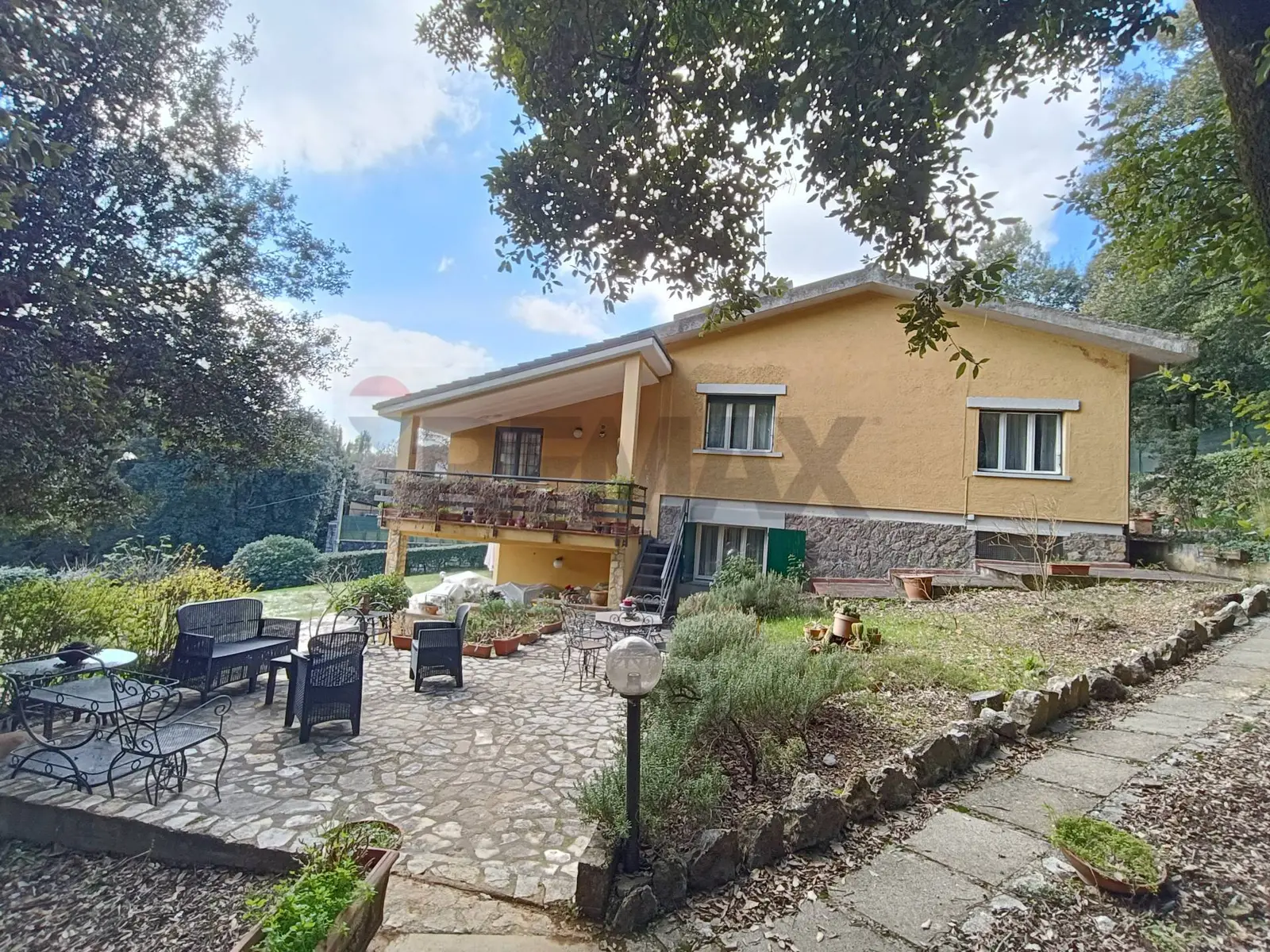 Villetta bifamiliare in Vendita a Perugia