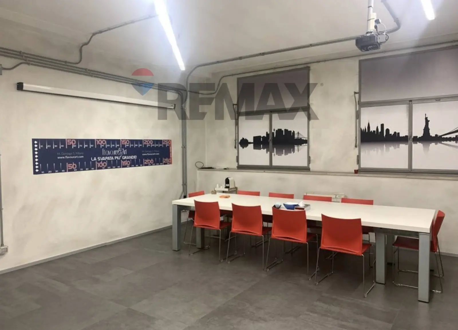 Negozio in Affitto a Milano