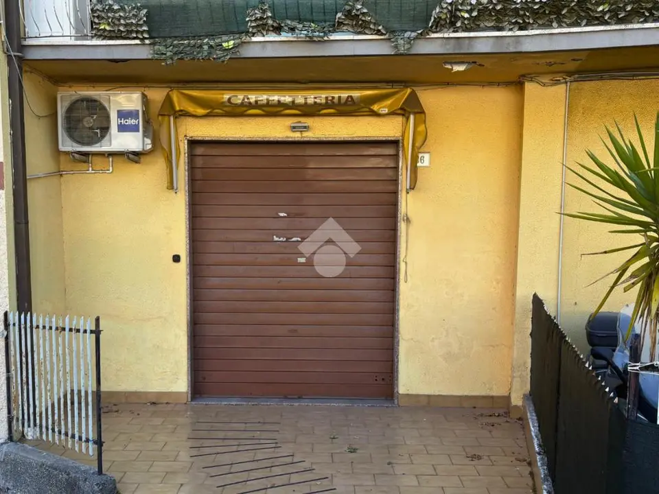 Multilocale in vendita a Ancona