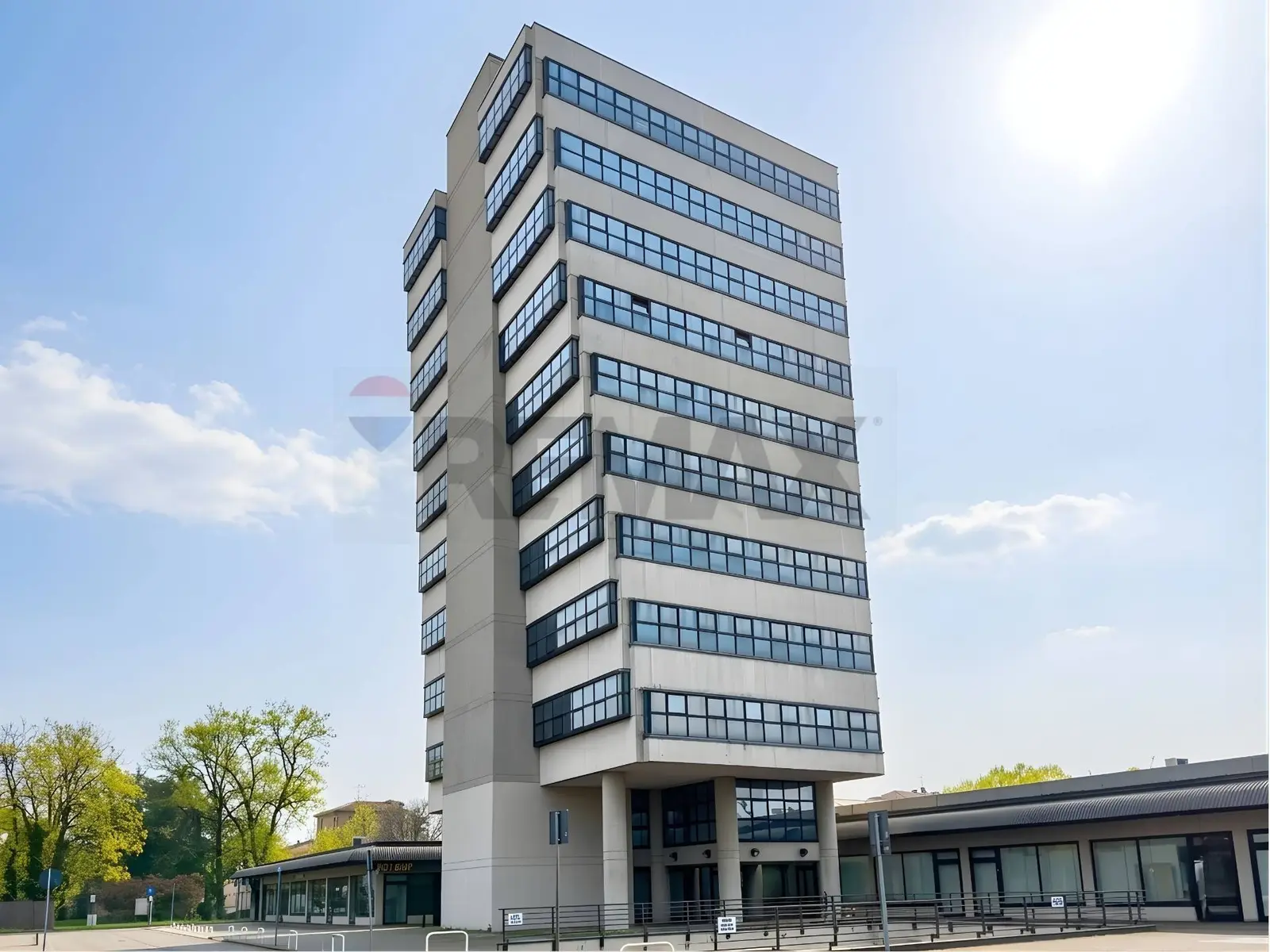 Ufficio in Vendita a Reggio nell'Emilia