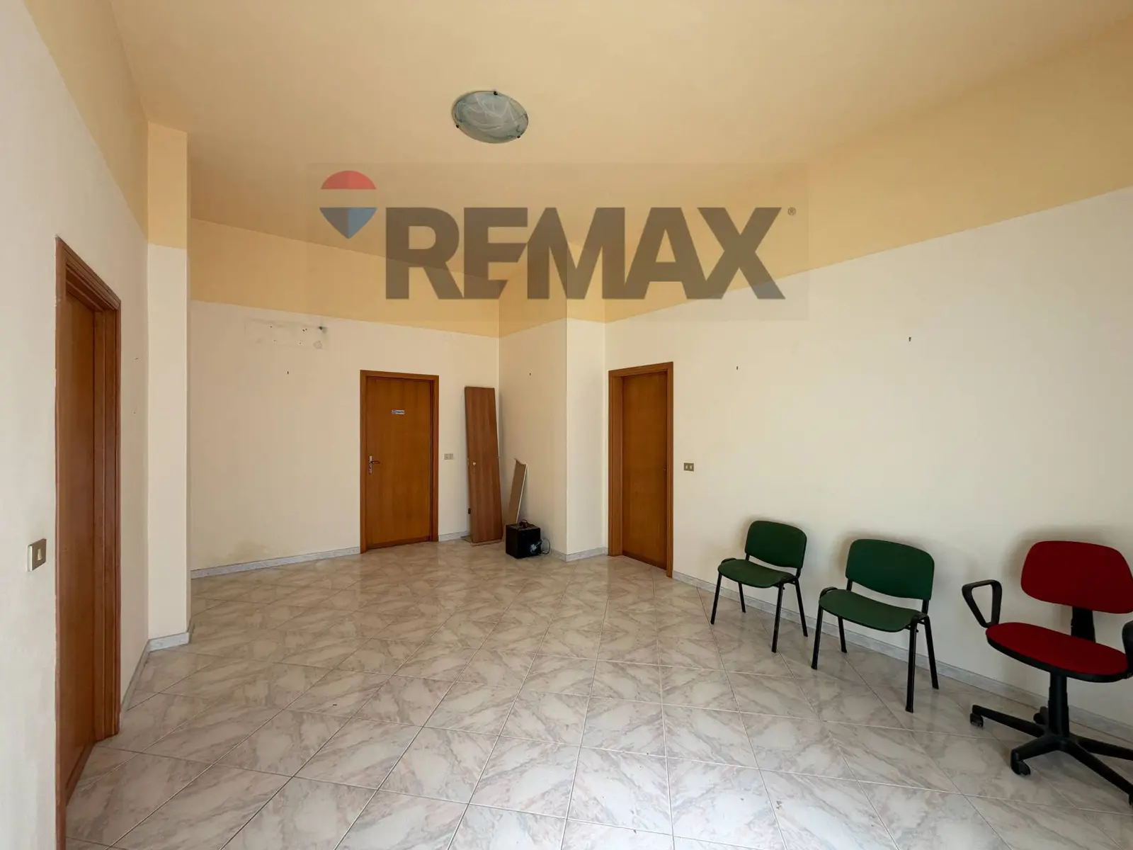 Locale Commerciale in Affitto a Santa Flavia