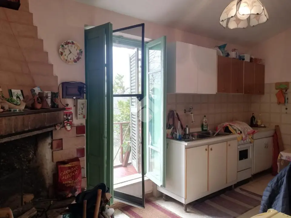 Rustico in vendita a Olevano Romano