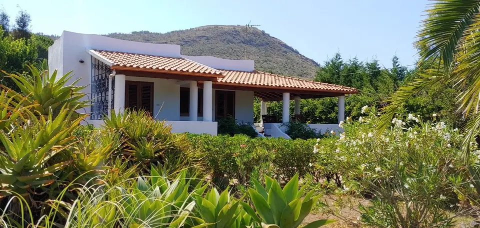Villa in VIA LENTIA 1, Lipari (ME)