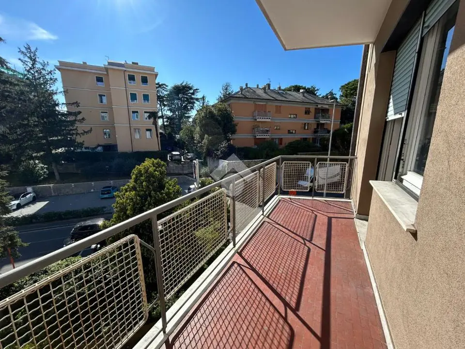 5 locali in vendita a Genova