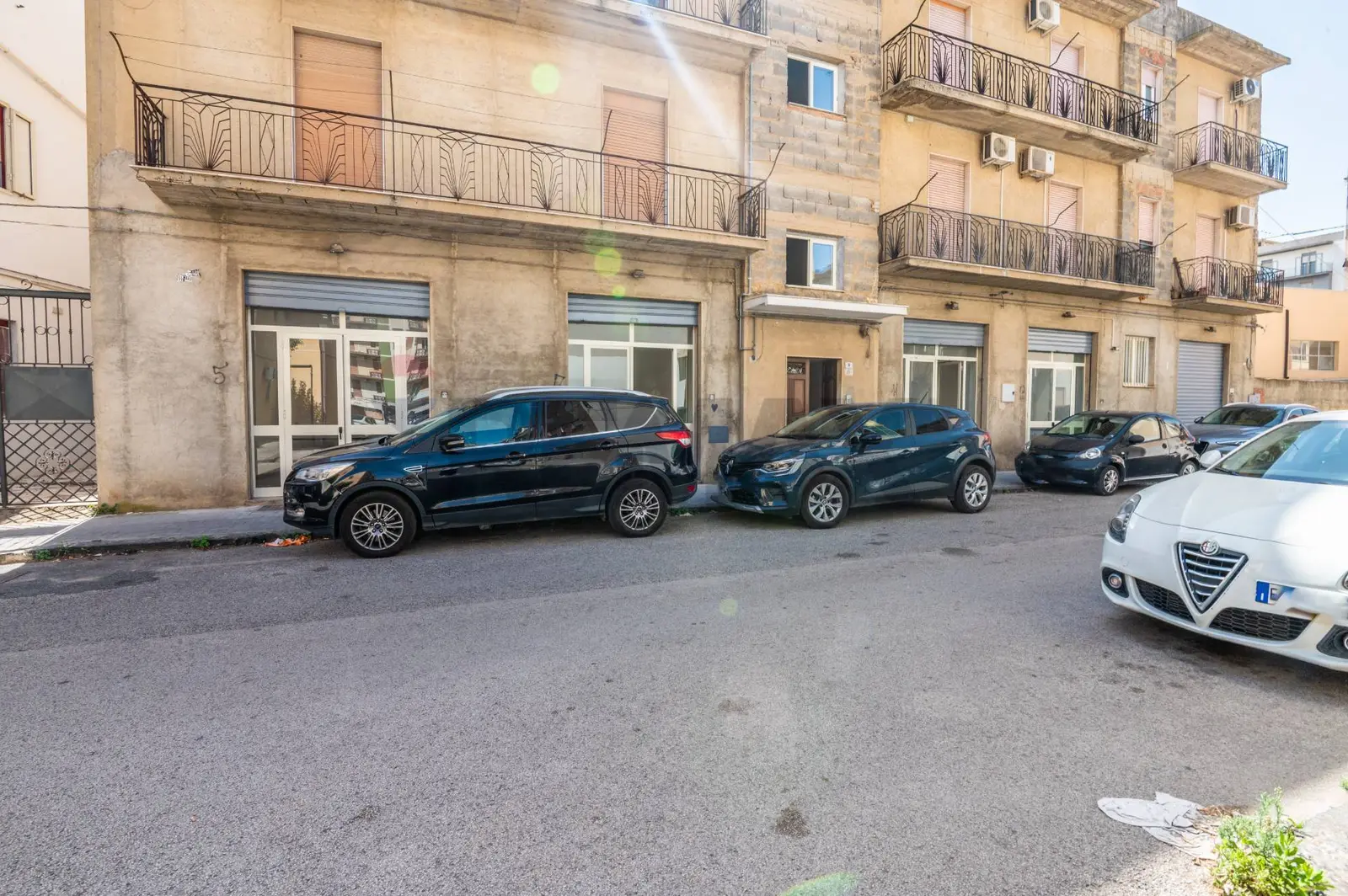 Locale Commerciale in Affitto a Caltagirone