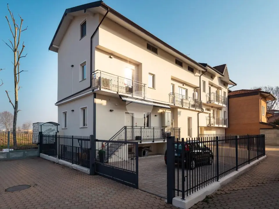5 locali in vendita a Caselle Torinese