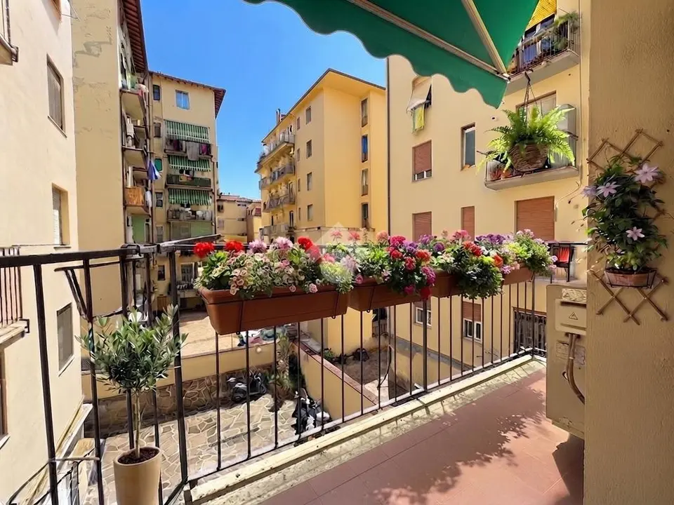 5 locali in vendita a Firenze