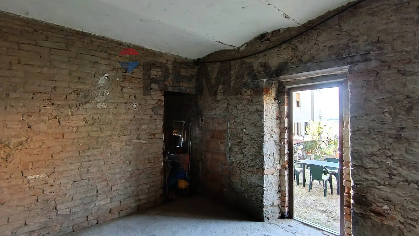 Casa Semindipendente in Vendita a Tuoro sul Trasimeno