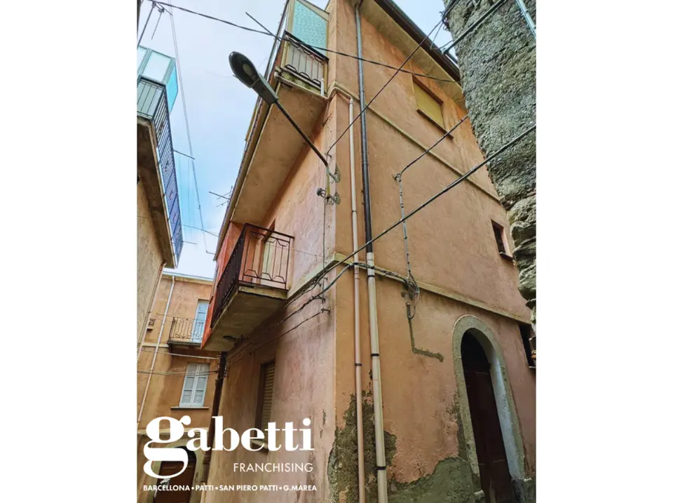 Casa Indipendente in Via Carducci 1, San Piero Patti (ME)