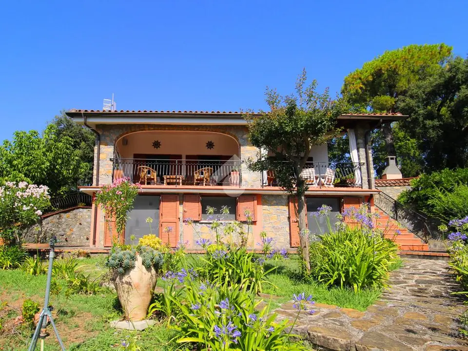 Villa singola in vendita a Ispani