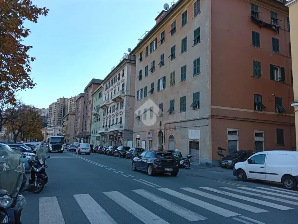 Quadrilocale in vendita a Genova