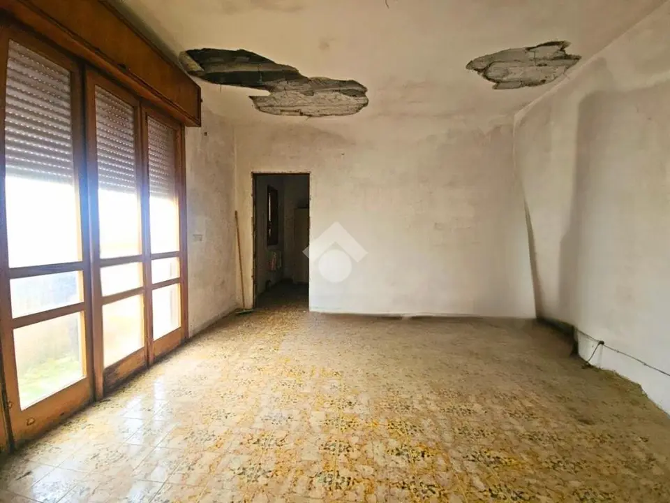 5 locali in vendita a Nardò