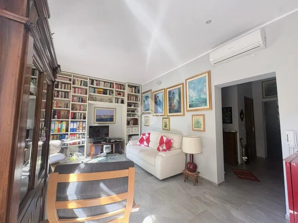 Trilocale in vendita a Genova