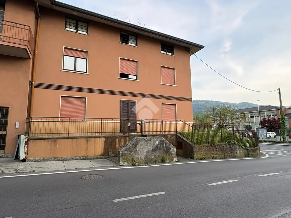 Trilocale in vendita a Leffe