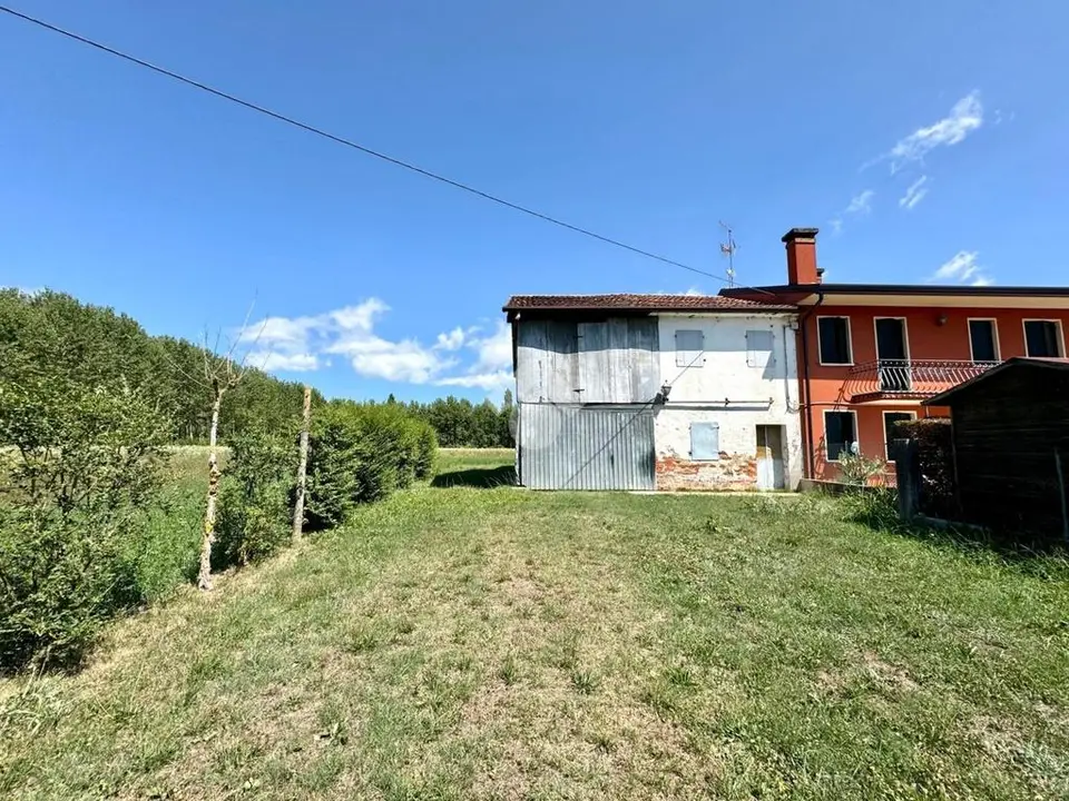 Rustico in vendita a Piombino Dese