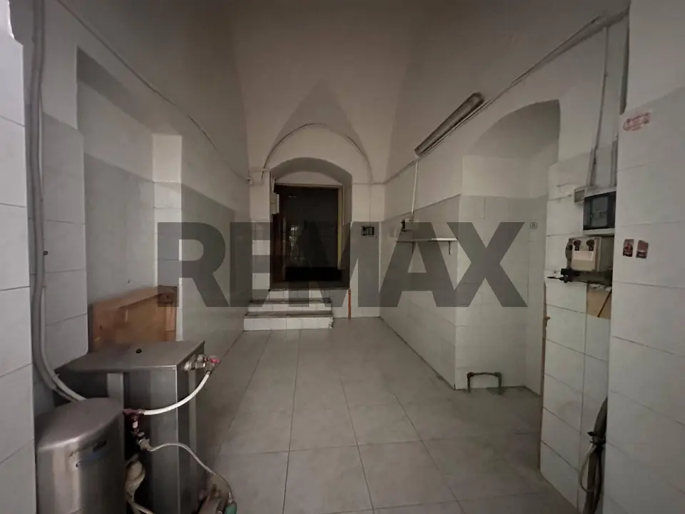 Locale Commerciale in Vendita a Molfetta