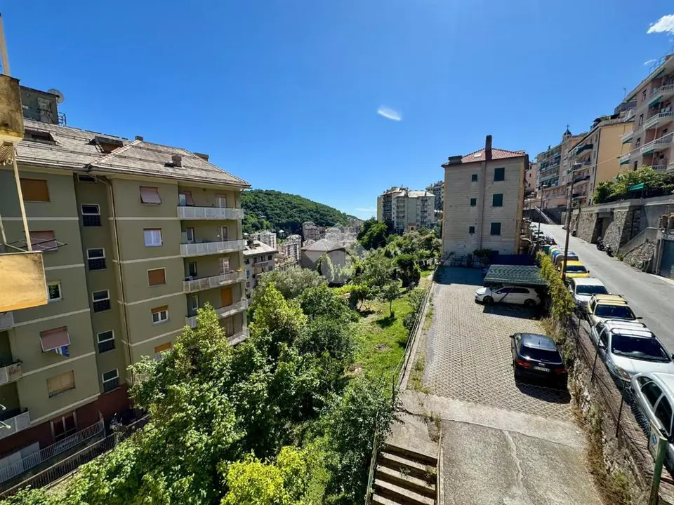 6 locali in vendita a Genova