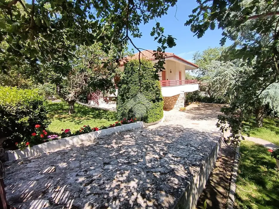 Villa singola in vendita a Cassano Delle Murge