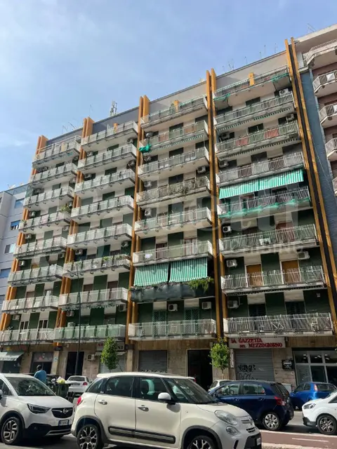 Appartamento in Via Dante 279, Taranto (TA)