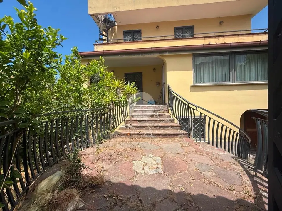 Villa singola in affitto a Licola