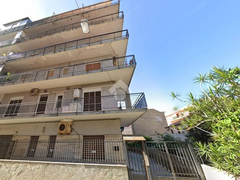 Quadrilocale in vendita a Reggio Di Calabria