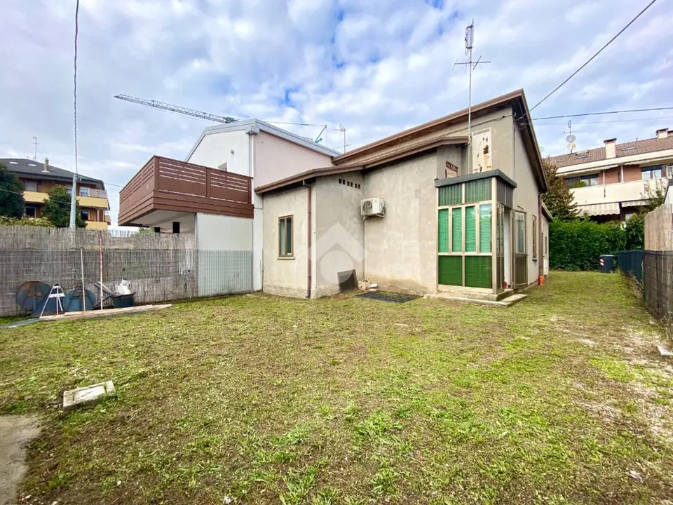 Casa indipendente in vendita a Padova