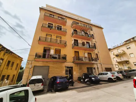 Appartamento in Via Fazello 8, Agrigento (AG)