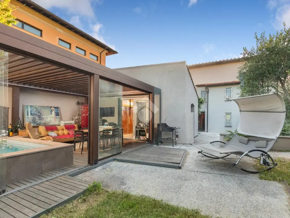 Villa a schiera in vendita a Pisa