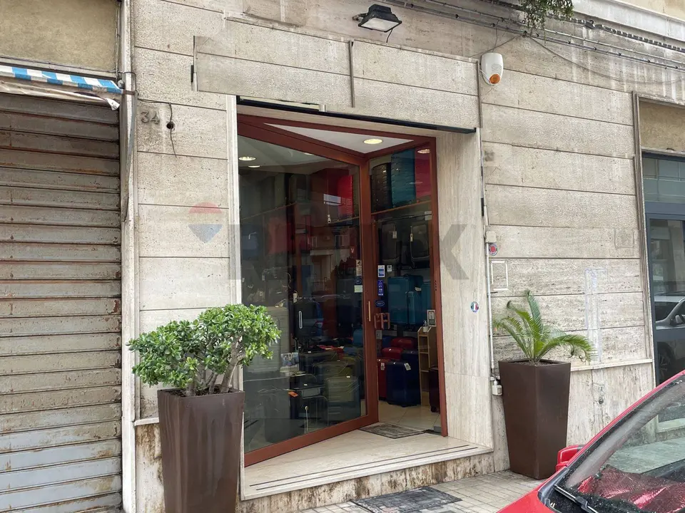 Locale Commerciale in Affitto a Siracusa