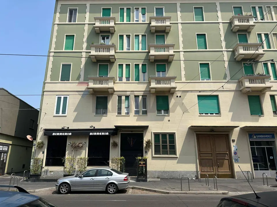 Locale Commerciale in Affitto a Milano
