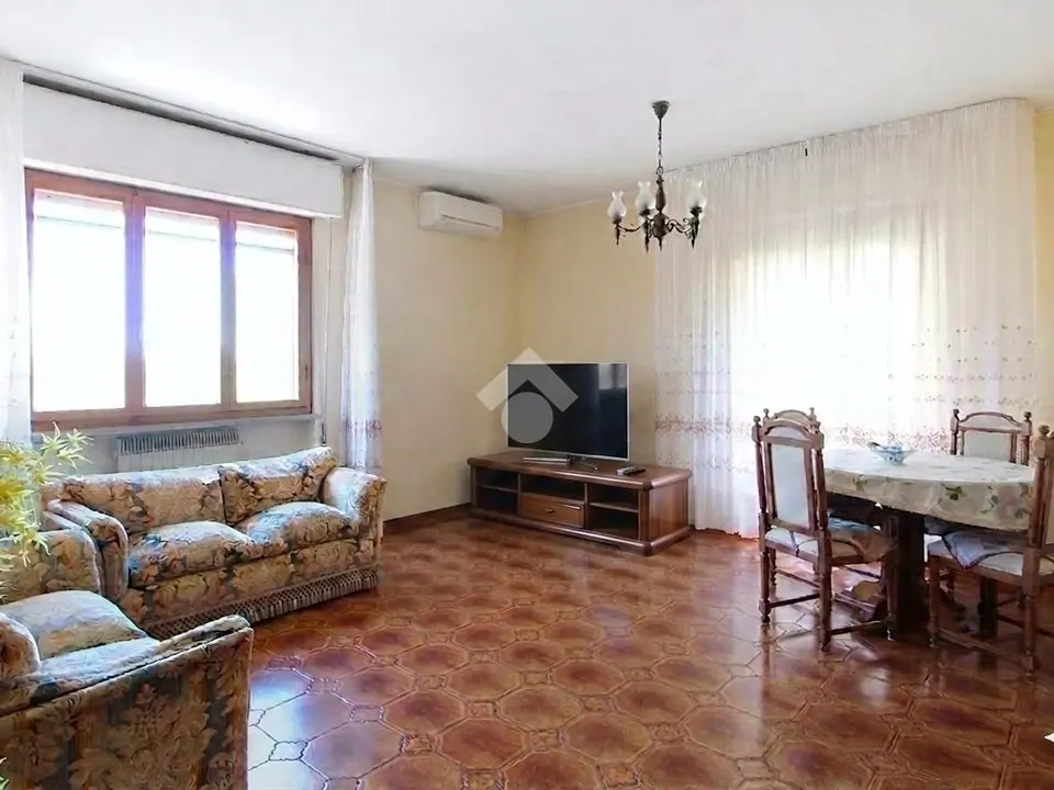 5 locali in vendita a Vecchiano