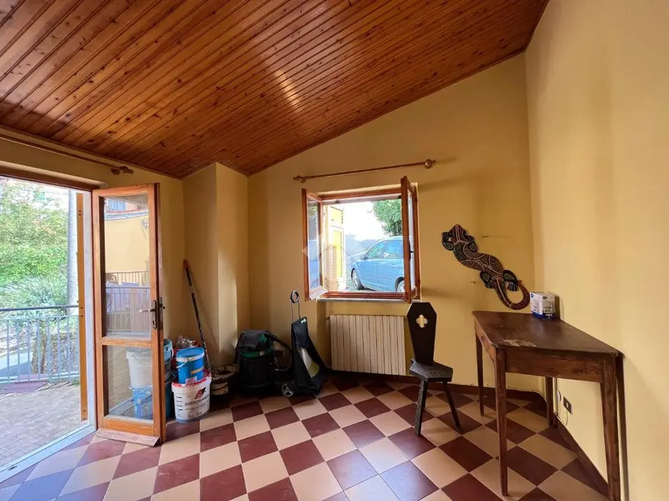 Casa semindipendente in vendita a Ne