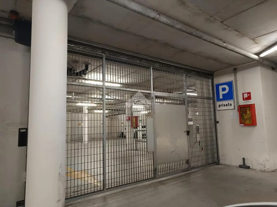 Posto auto in vendita a Rovereto