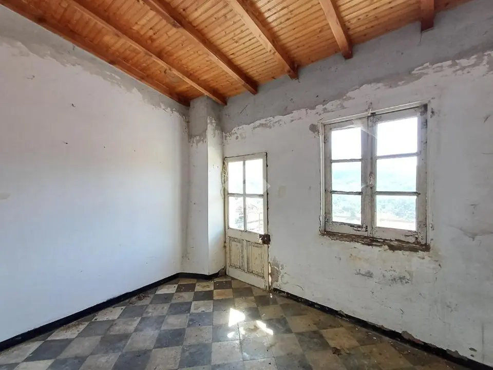 Casa indipendente in vendita a Savignone