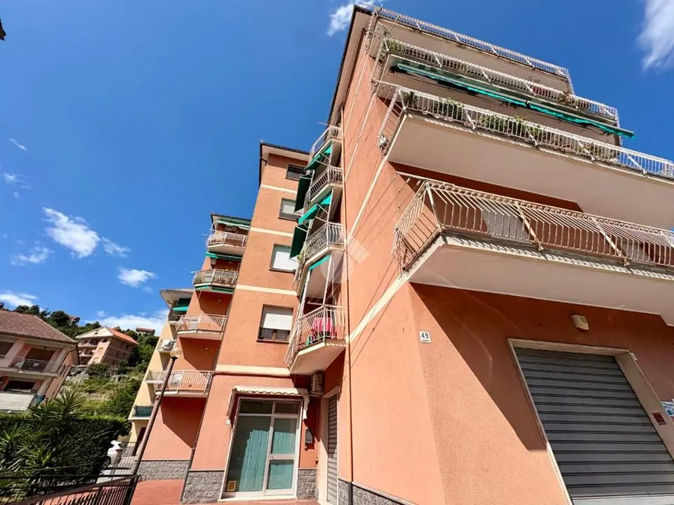 Quadrilocale in vendita a Sant'Olcese