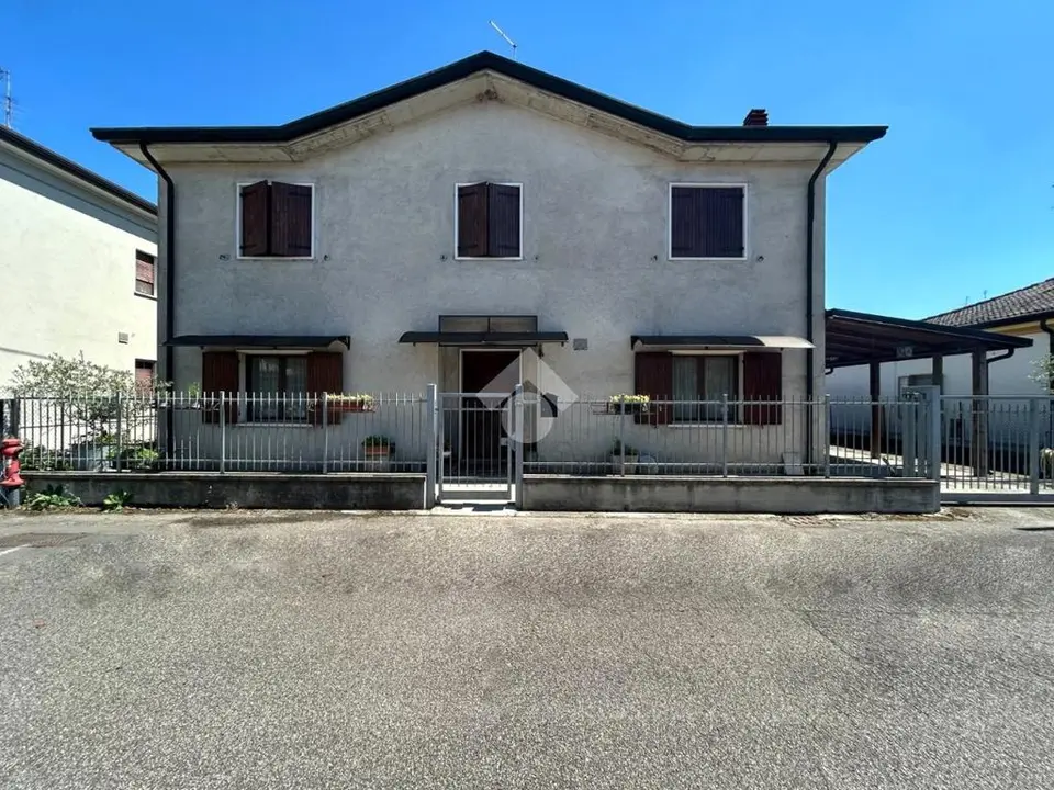 Villa singola in vendita a Isola Della Scala